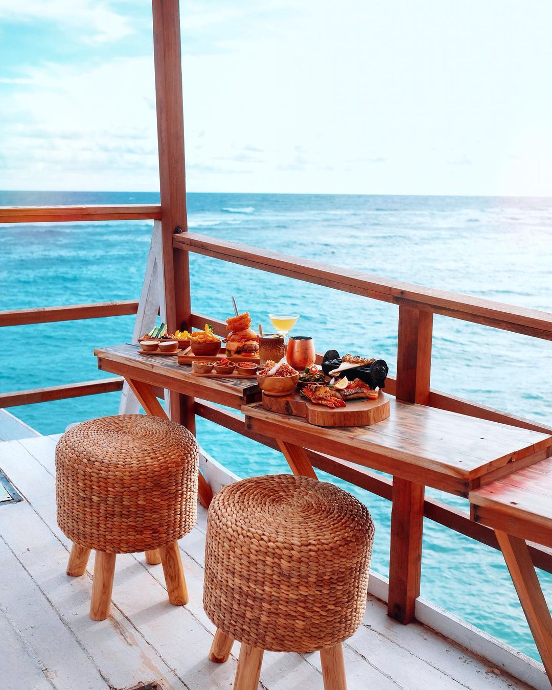 5 Resto Seru Bagi yang Lagi Working from Bali