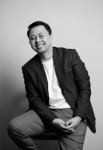 Perkembangan Zaman Dalam Karya: Eugenio Hendro