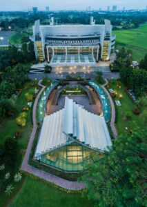 5 Fakta Penting Gereja Christ Cathedral yang Terbakar