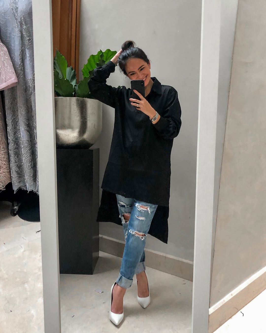 Ternyata Artis Ersa Mayori Suka Tanaman Hias di Rumah