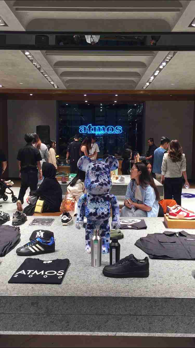 Atmos dan Keboz Merilis Koleksi Eksklusif yang Memukau