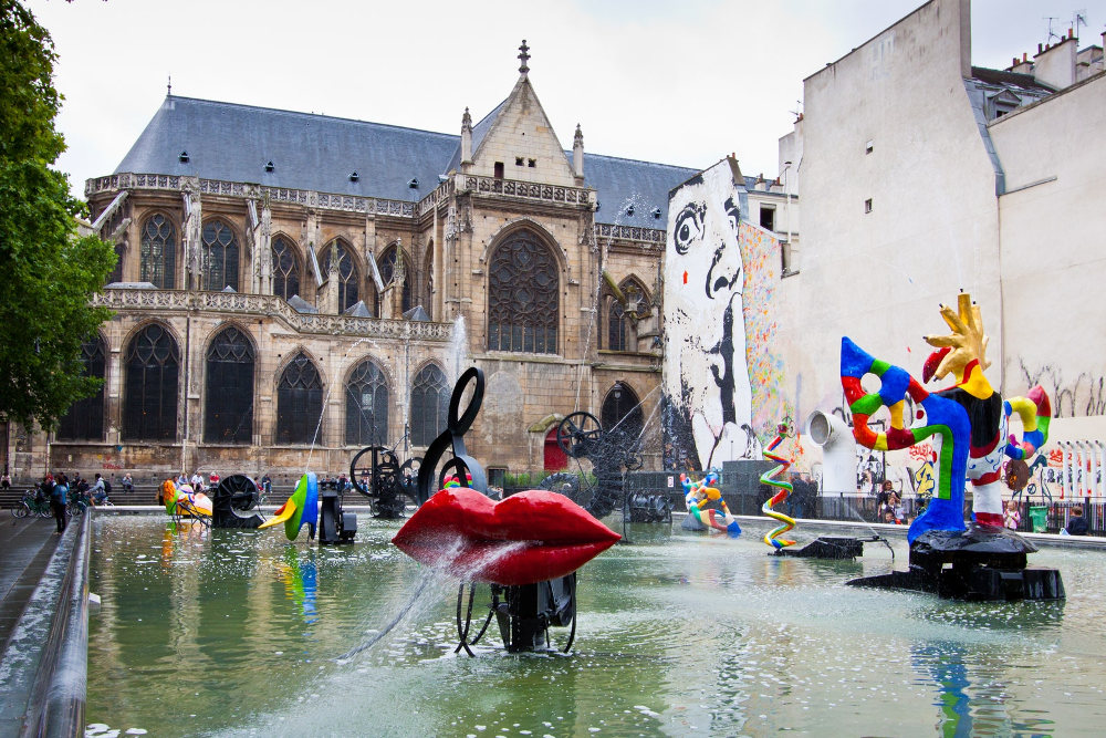 Cantik Banget! 10 Desain Air Mancur Tercantik di Dunia