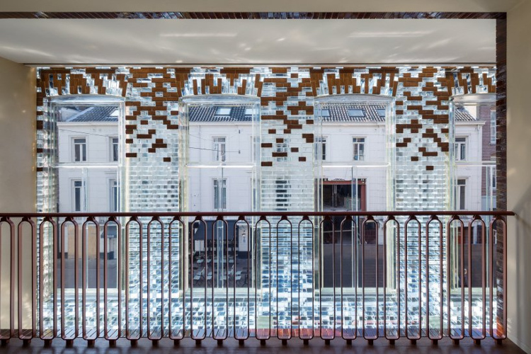 MVRDV Rancang Gerai Transparan untuk Hermes