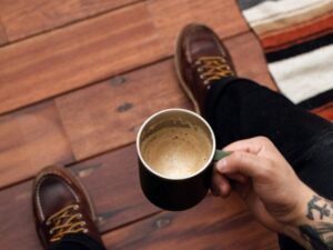 Hidup Sustainable, Lantai Kayu dari Bahan Tidak Biasa