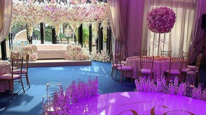 Review Desain Tempat Resepsi Syahrini & Reino Barack: Aoyama Geihinkan