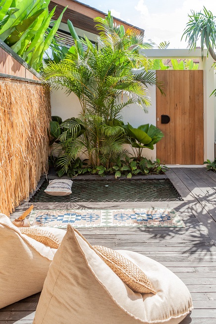 Hilangkan Stress dengan Menginap di Vila Instagrammable