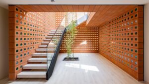 Mengintip Proyek Arsitektur Unik dari Bata Merah