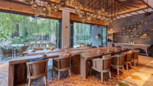 Sarapan Ala Pedesaan di Village Square, Andaz Bali