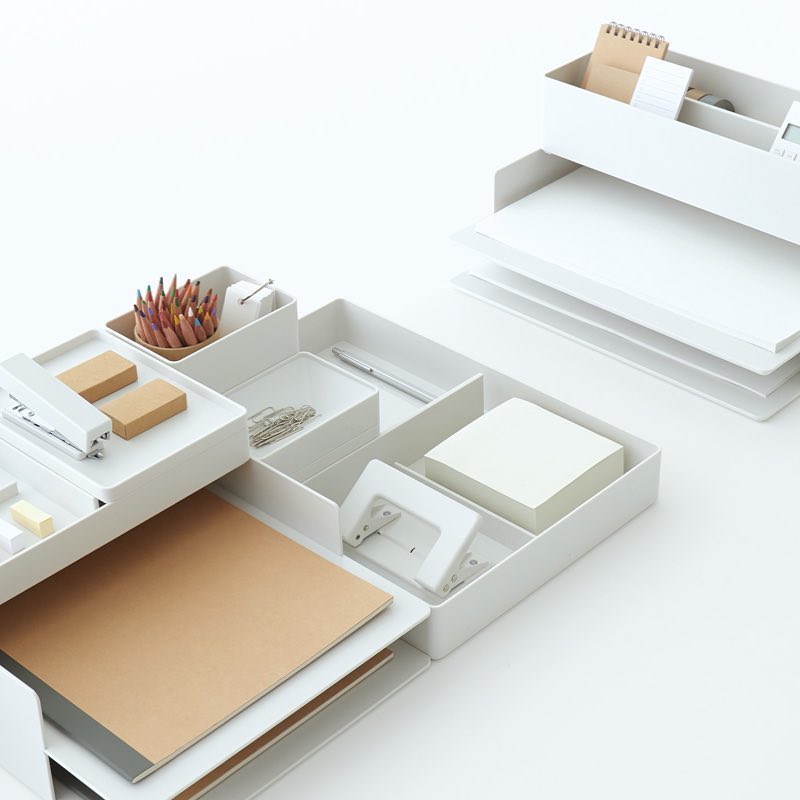 Desktop storage oleh Muji / Muji