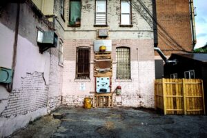 Basketball Court dari Barang Bekas Untuk Para Pecinta Basket