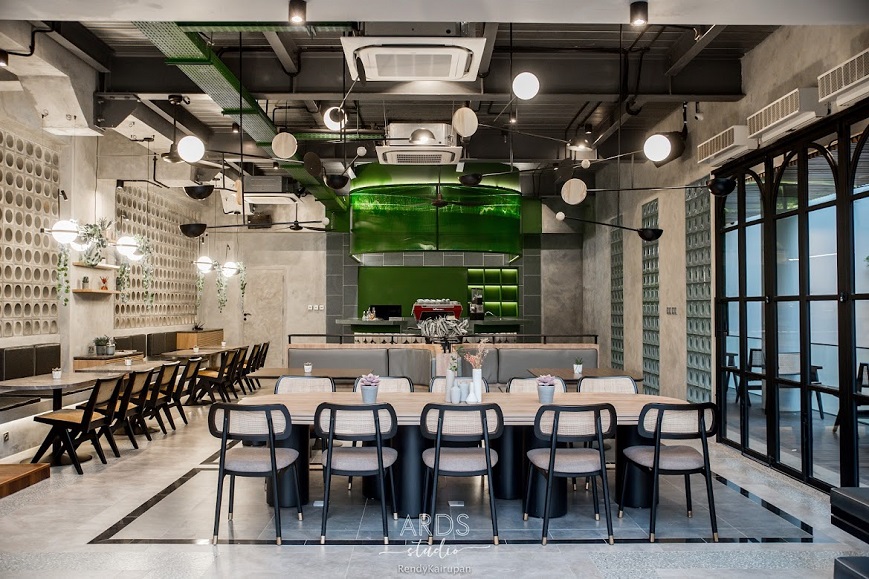 Restoran Burger Berkonsep Bengkel, Baru di Panglima Polim