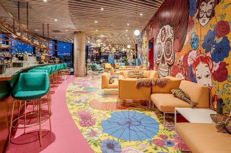 Hotel Ini Unik! Bentuknya Seperti Rubik Raksasa CASA Indonesia