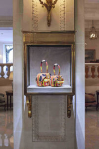 Pop Up Store Ini Pertama Hadir di Hotel Paris Berusia 1 Abad