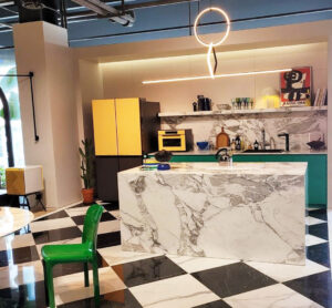 Toko Ini Sering Didatangi Artis Korea, Ada Apa?