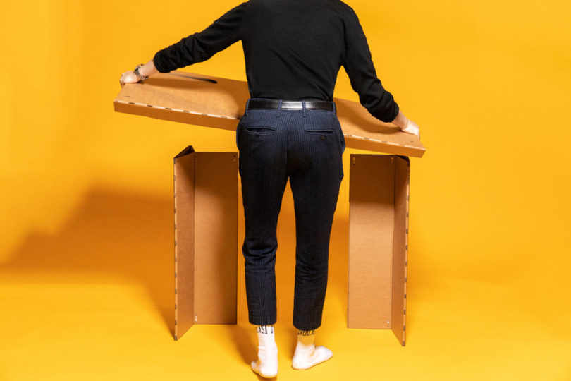 Ini Solusinya bagi yang Tidak Punya Meja Kerja di Rumah Saat WFH casa indonesia