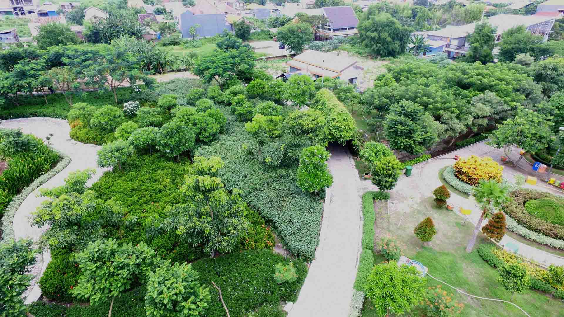 Kunjungi 9 Taman Keren yang Ada di Surabaya