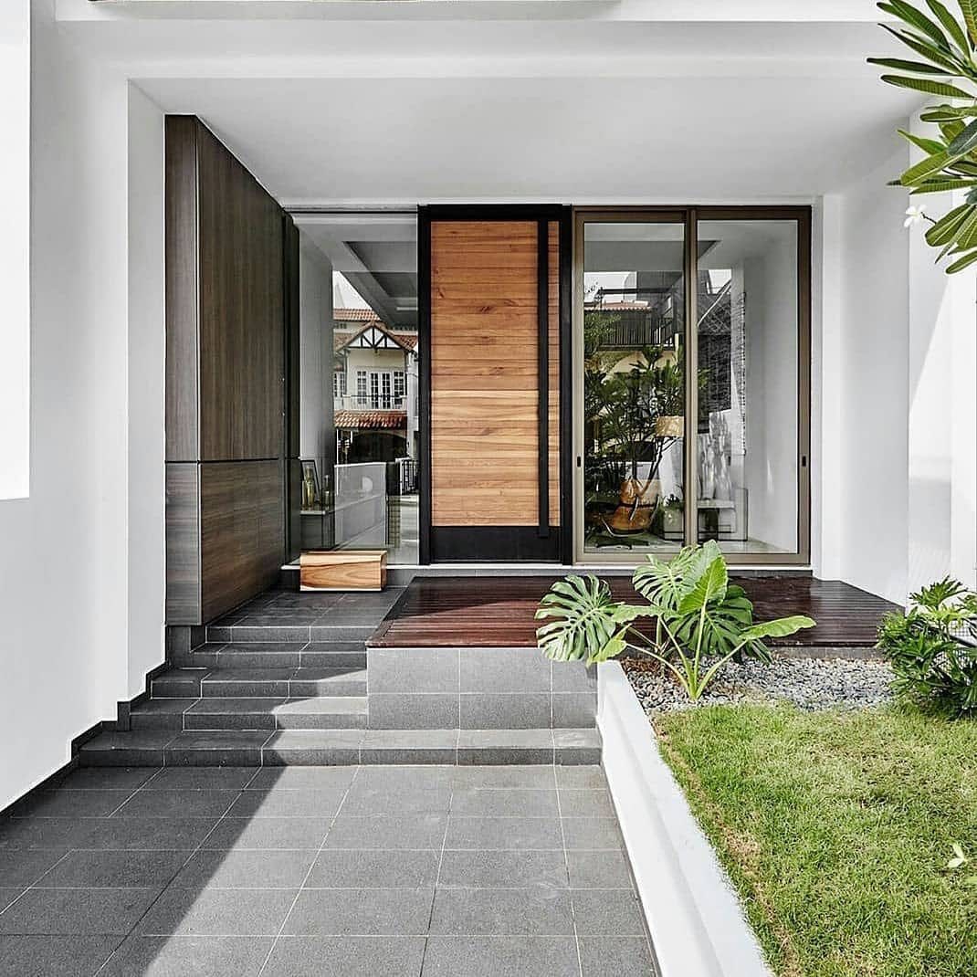 Selain Tempat Bersantai, Ini Fungsi Lain Teras Rumah