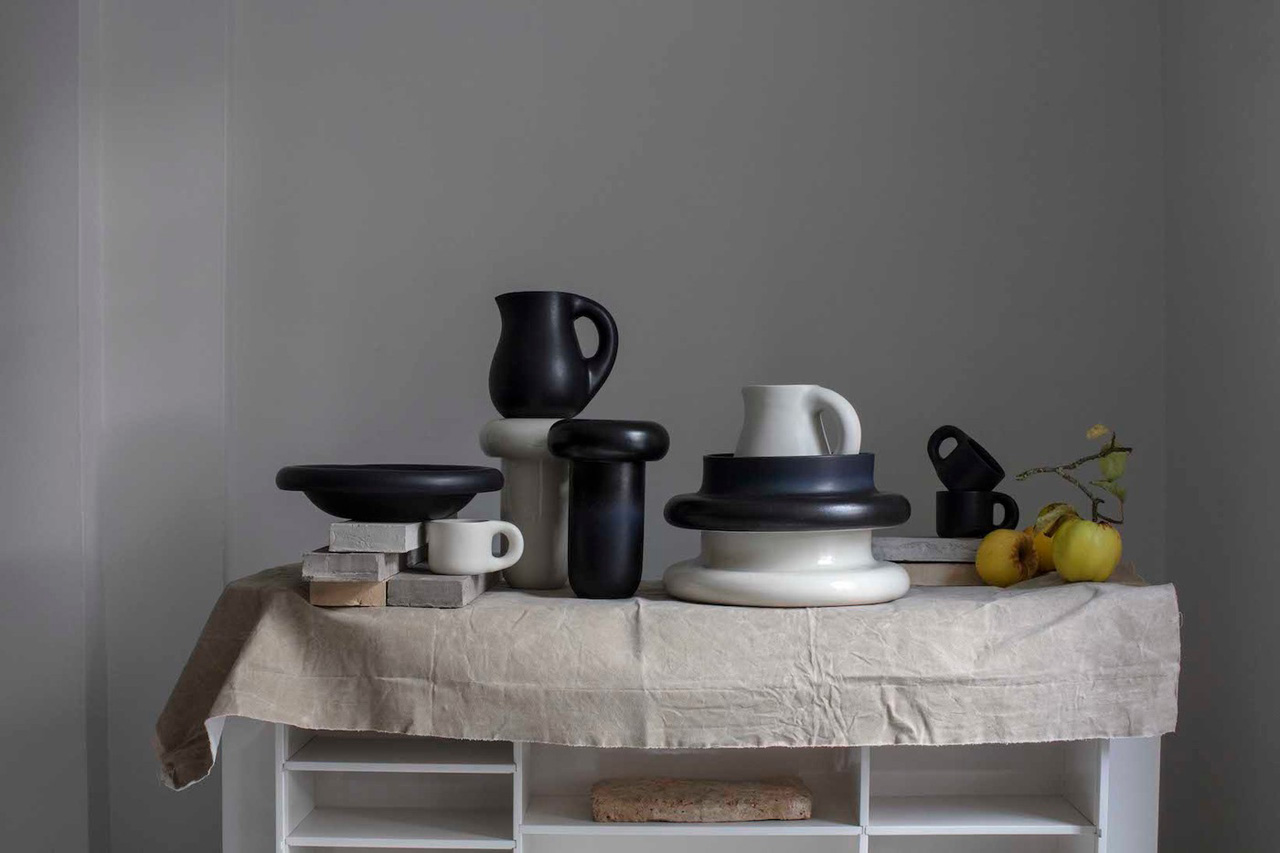 Toogood Meluncurkan Koleksi Keramik Unik dan Selimut