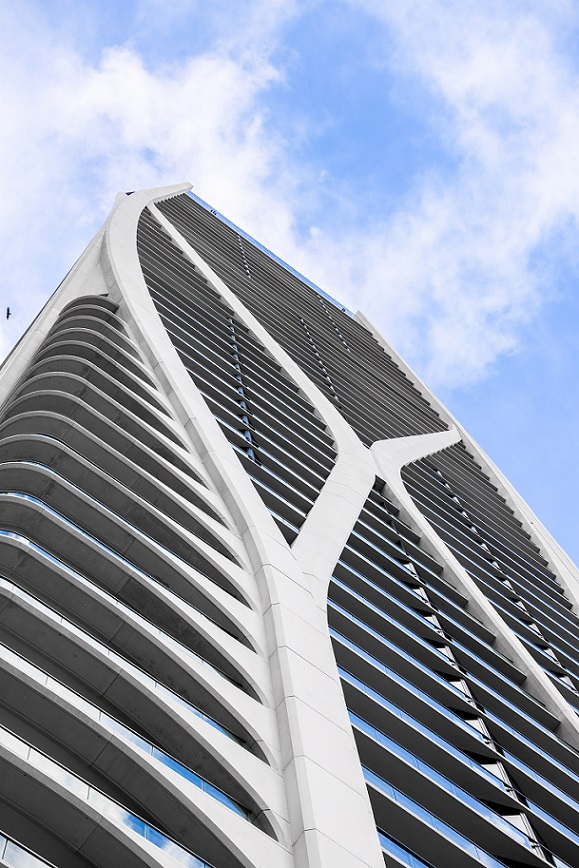 Wow! Gedung Ini Punya Pantulan yang Menakjubkan CASA Indonesia