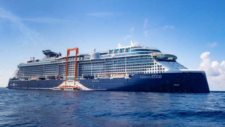 Kapal Pesiar 14 Trilyun Hadir dengan Kabin Melayang