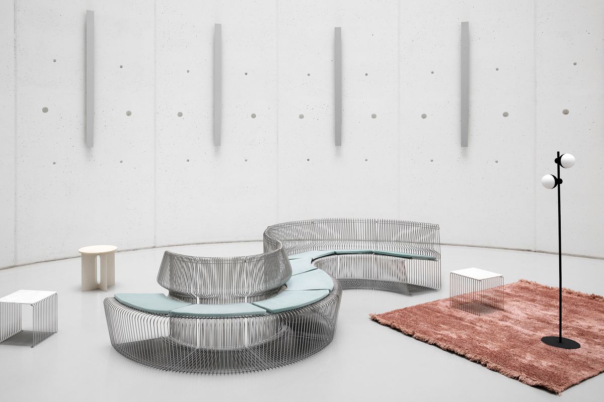 Pantonova, Montana: Kursi Legendaris di Film James Bond