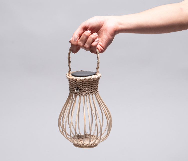 Inilah Lampu Surya Olahan Limbah Dari Mahasiswa Meksiko