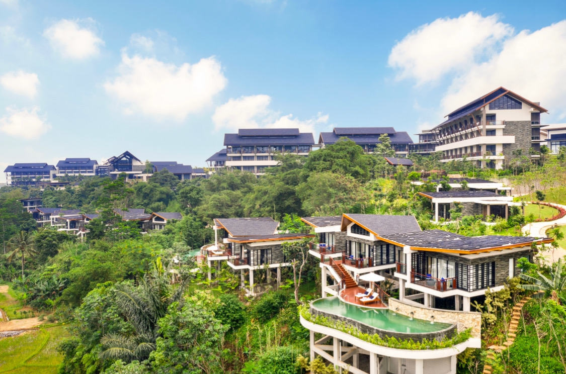Baru Vila Indah di Pullman Ciawi Vimala Hills Resort CASA Indonesia 9