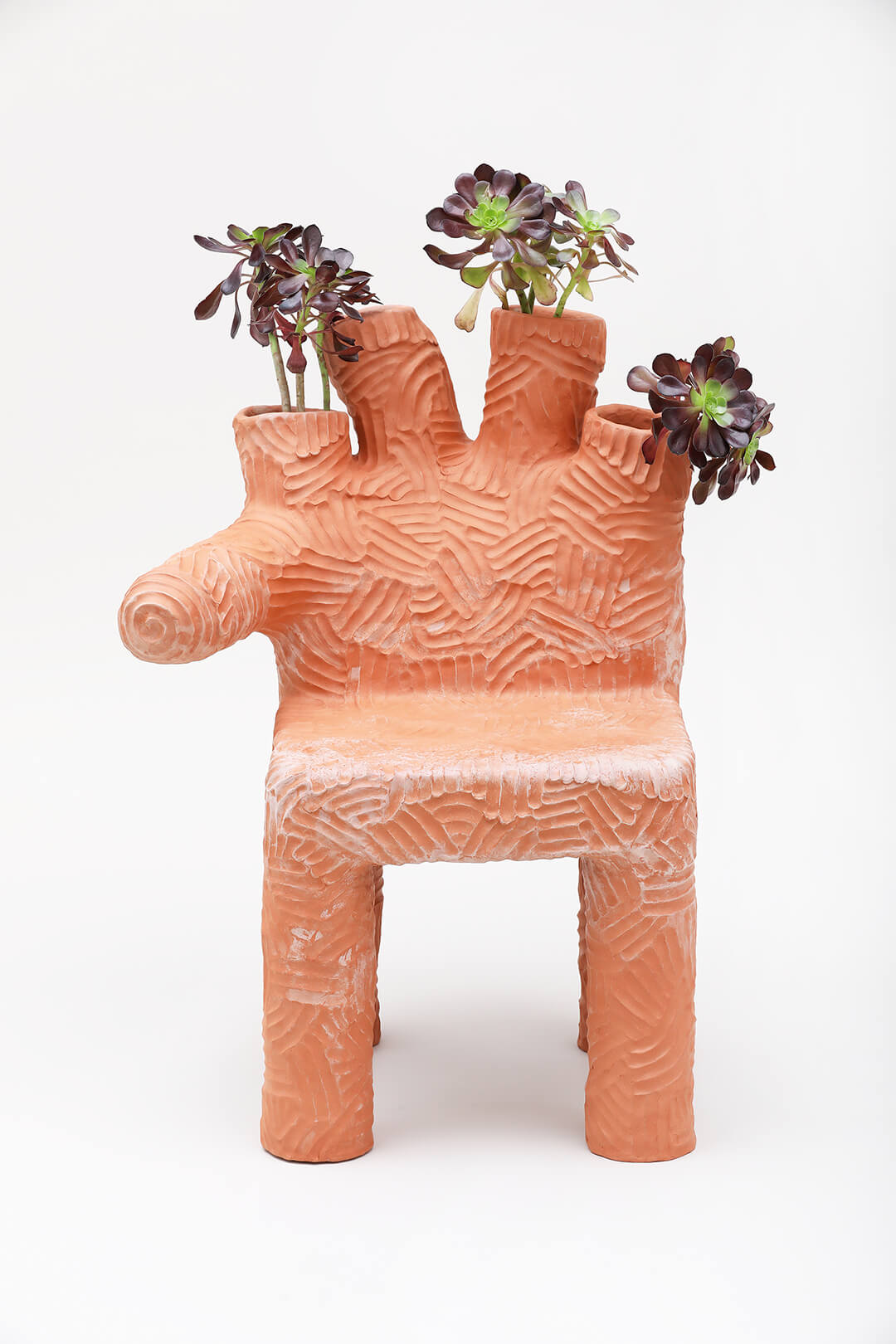 Wow! Furnitur Keramik Ini Seperti Melambaikan Tangannya