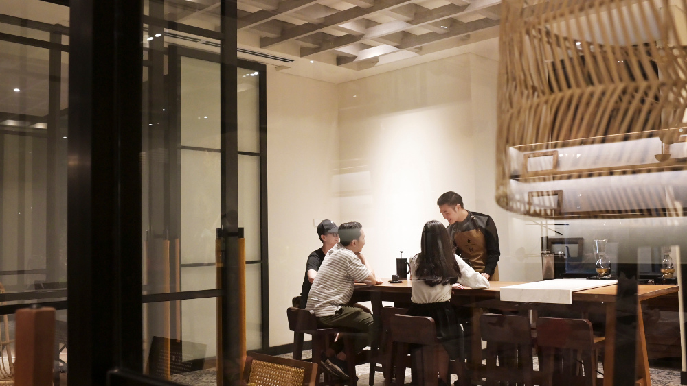 7 Fakta Menarik Starbucks Terbesar di Asia Tenggara