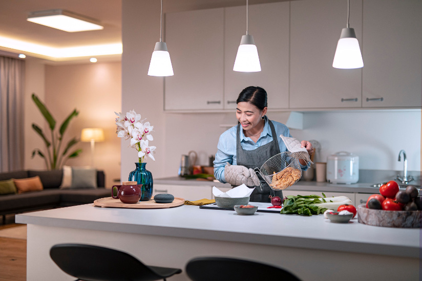 Atur Lampu Melalui Suara & HP: Signify Smart Wi-Fi LED