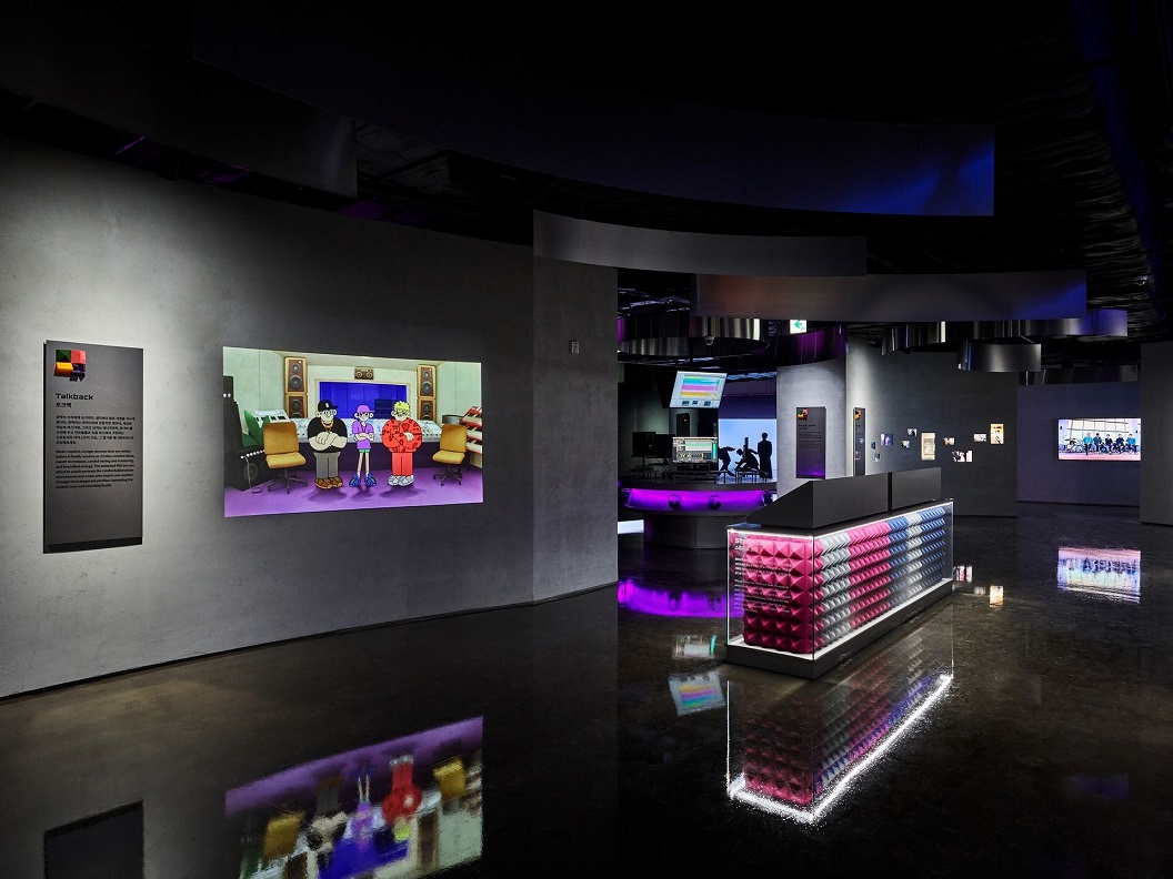 Rayakan Single Baru BTS, Intip Desain HYBE Insight Yuk! CASA Indonesia